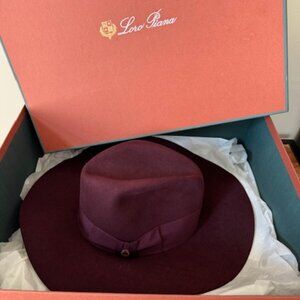 Loro Piana Fitted Velvet Beaver Hat